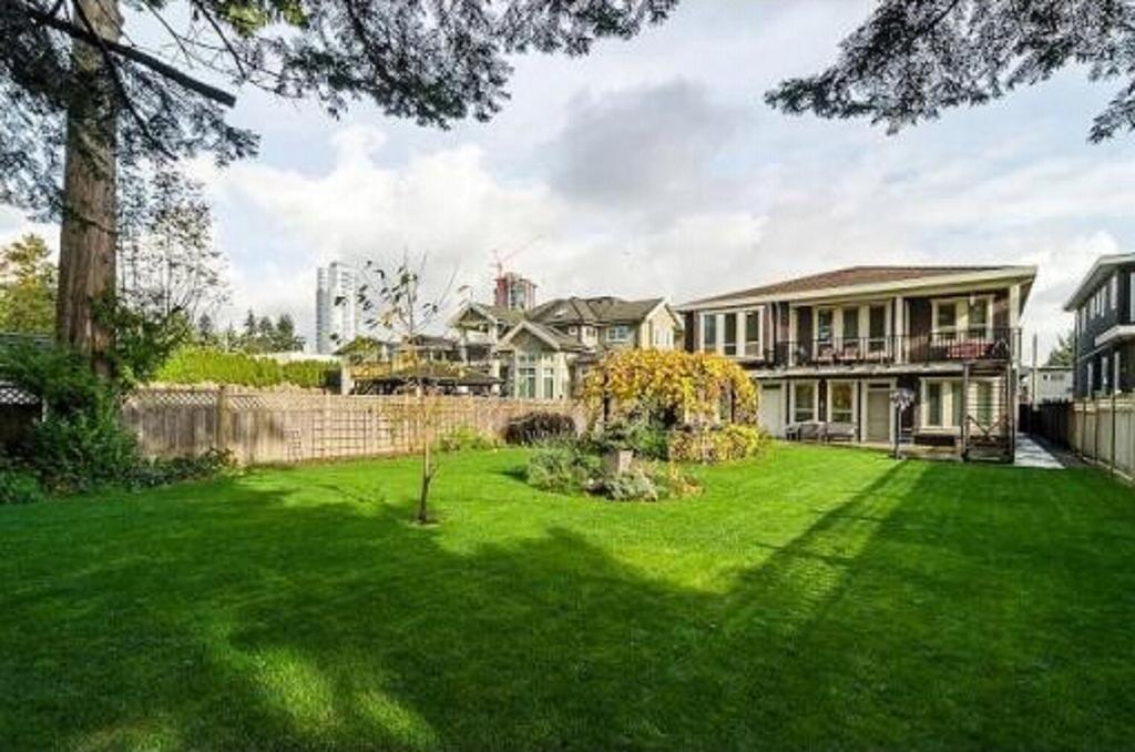 Imperial House Bed and Breakfast Burnaby Exteriör bild