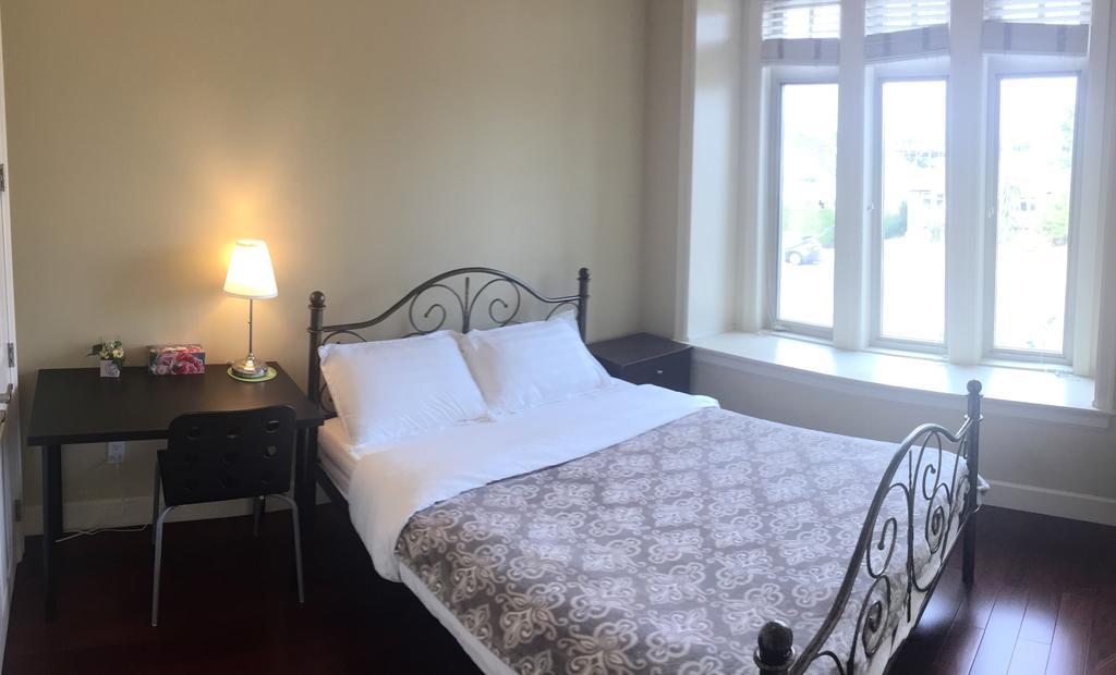 Imperial House Bed and Breakfast Burnaby Rum bild
