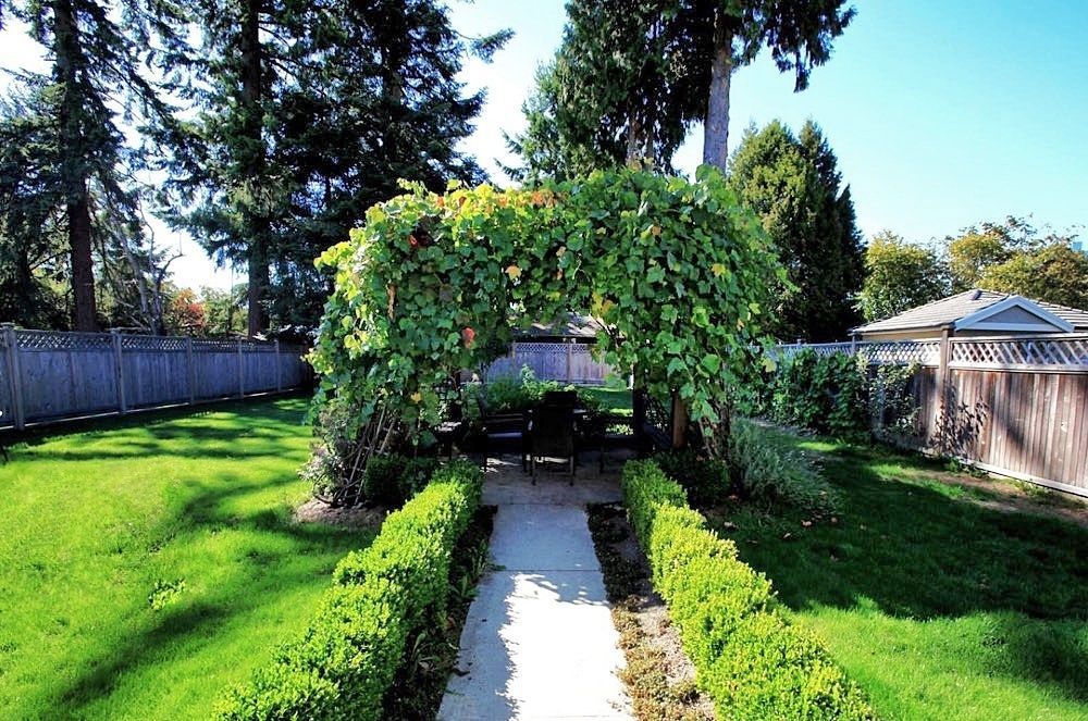 Imperial House Bed and Breakfast Burnaby Exteriör bild