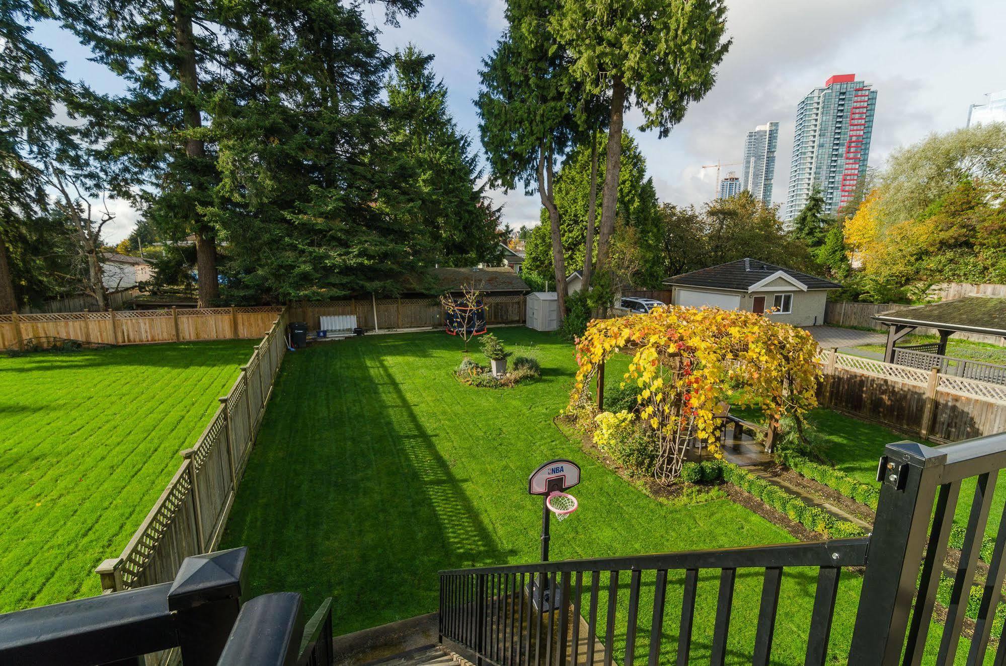 Imperial House Bed and Breakfast Burnaby Exteriör bild